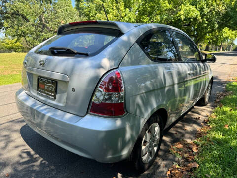 2011 Hyundai Accent GL