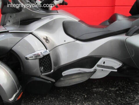 2011 Can-Am Spyder RT-S SE5