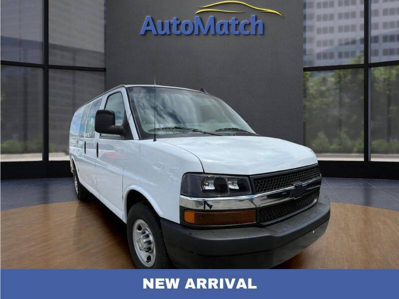 2023 Chevrolet Express 2500