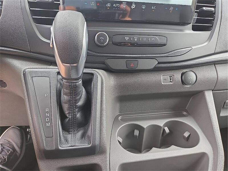 2025 Ford Transit