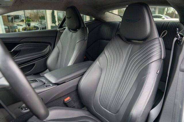 2018 Aston Martin DB11 21