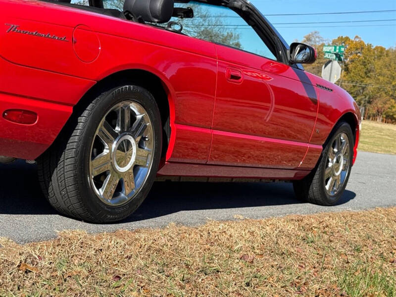 2004 Ford Thunderbird Deluxe