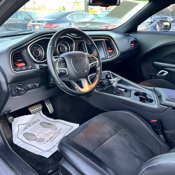 2016 Dodge Challenger R/T Scat Pack