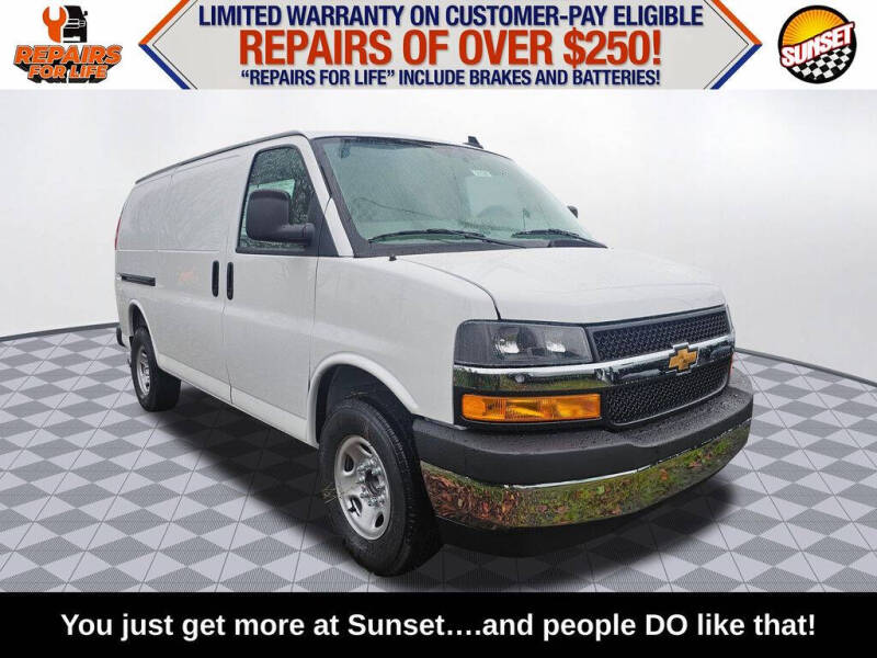 2025 Chevrolet Express 2500
