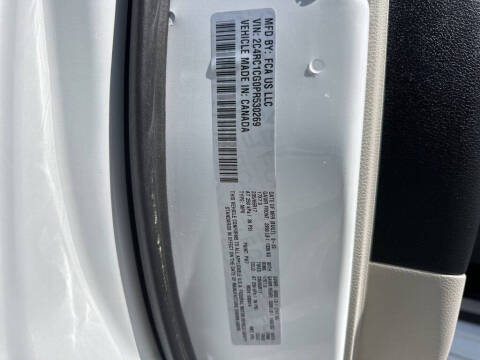 2023 Chrysler Voyager LX