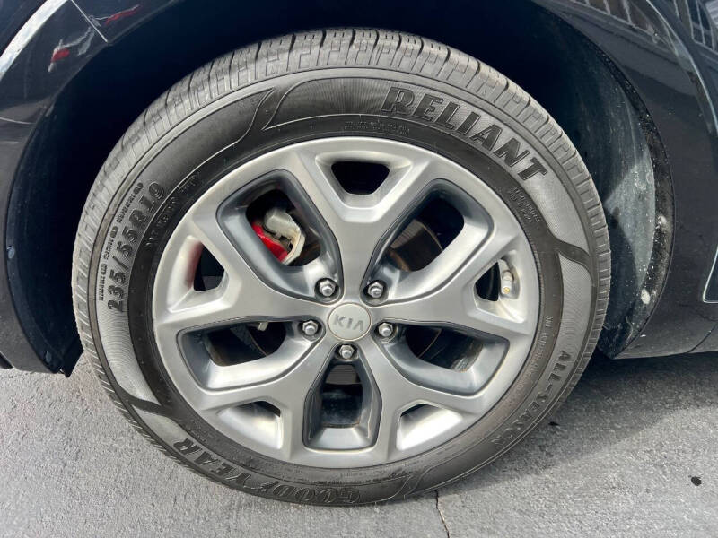 2017 Kia Sorento SX V6