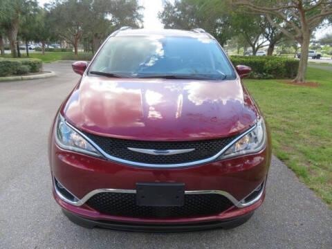 2020 Chrysler Pacifica Touring L Plus