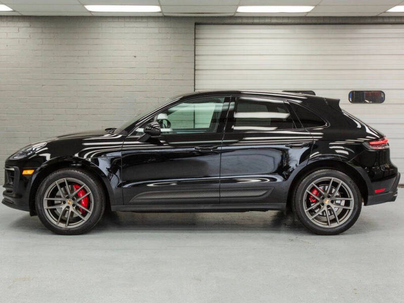 2022 Porsche Macan S