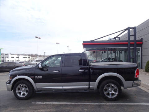 2016 RAM 1500 Laramie