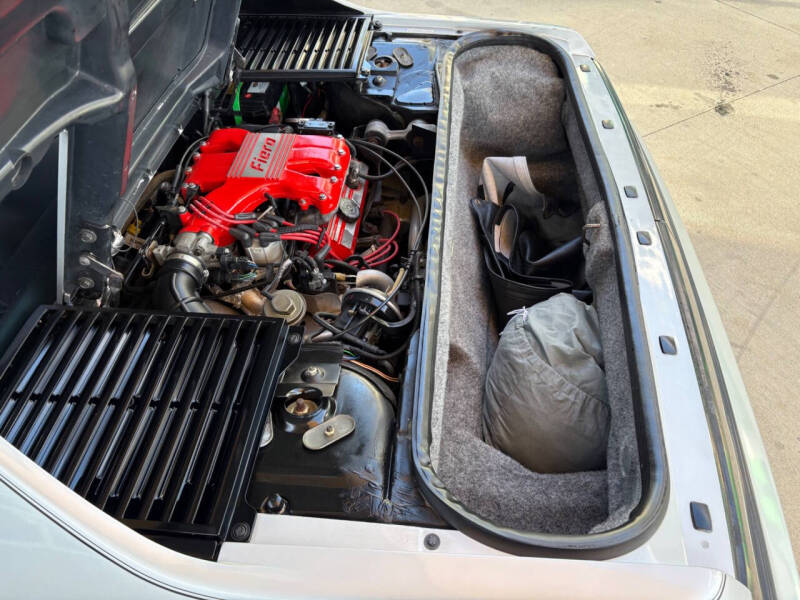 1987 Pontiac Fiero SE