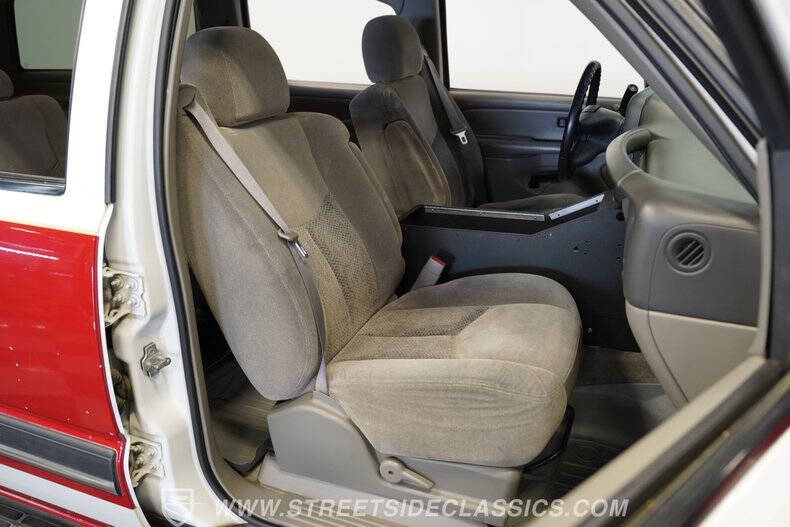 2004 Chevrolet Suburban