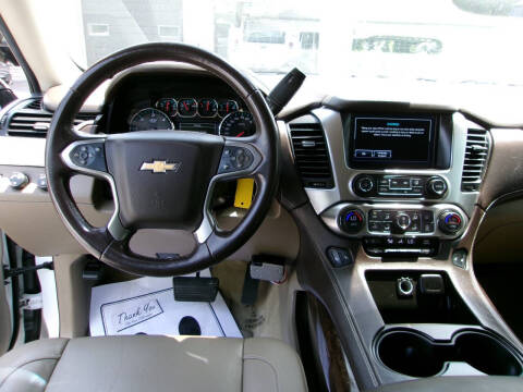 2017 Chevrolet Suburban LT