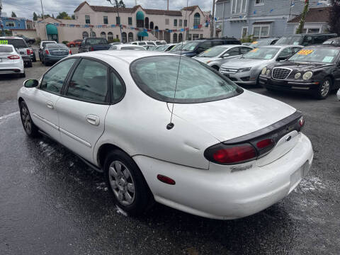 1998 Ford Taurus LX