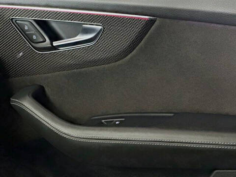 2022 Audi SQ8 4.0T quattro Prestige