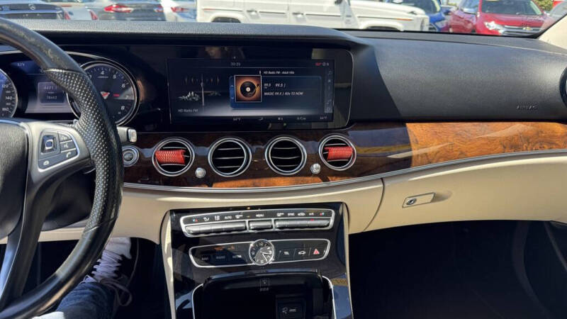 2017 Mercedes-Benz E-Class E 300 4MATIC