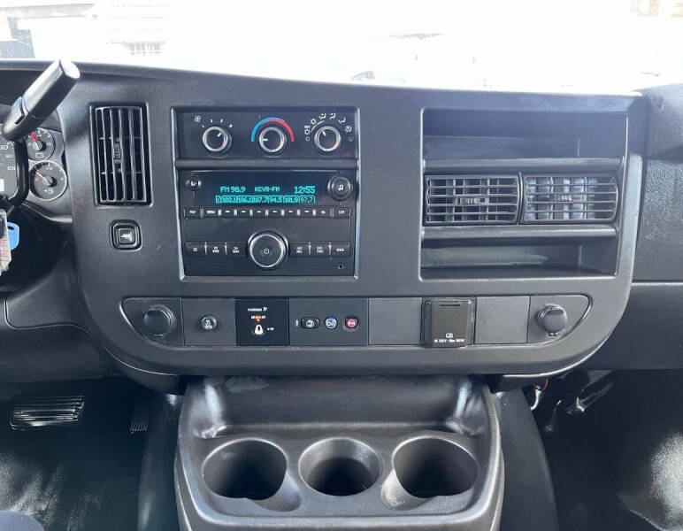 2018 Chevrolet Express 2500