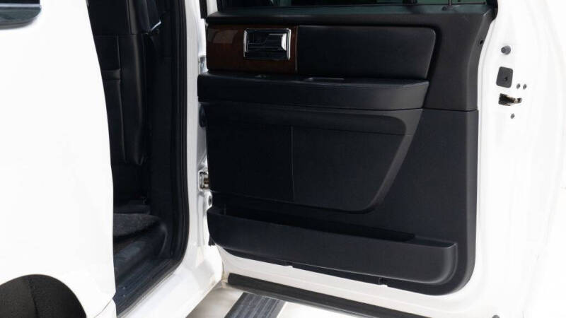 2017 Lincoln Navigator L Select