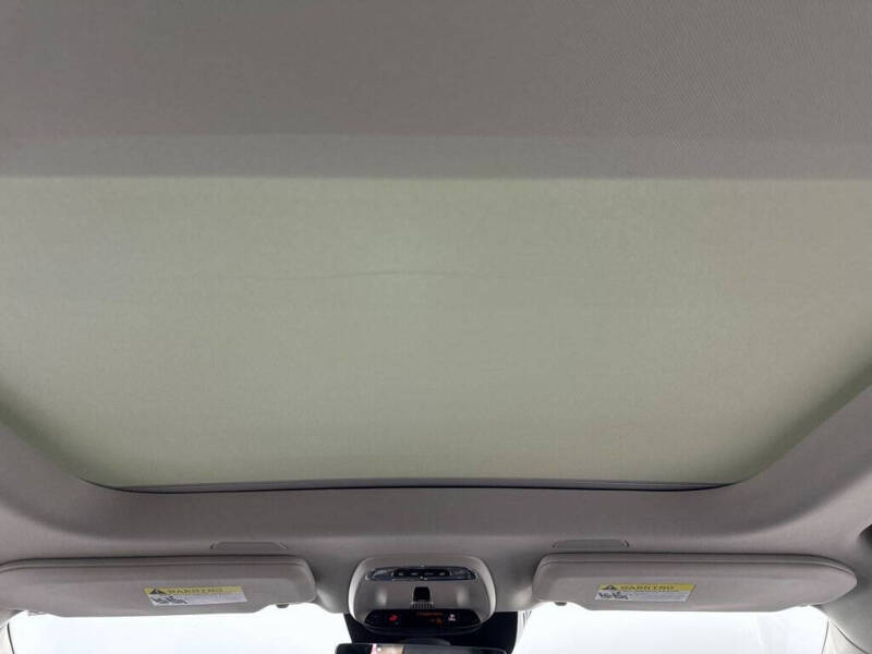 2022 Volvo XC90 T5 Momentum