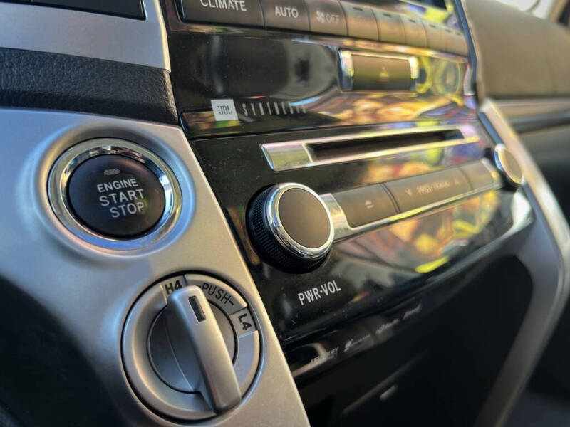 2013 Toyota Land Cruiser