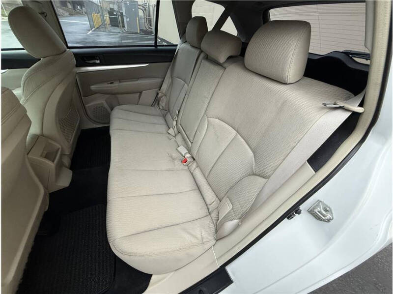 2011 Subaru Outback 2.5i