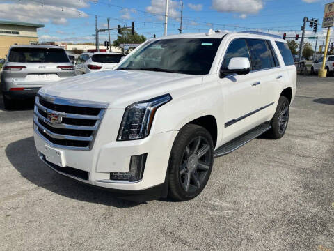 2016 Cadillac Escalade Luxury Collection