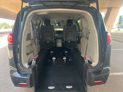 2019 Chrysler Pacifica Touring L Plus