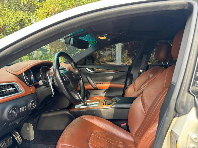 2016 Maserati Ghibli