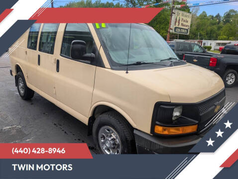 2017 Chevrolet Express 2500
