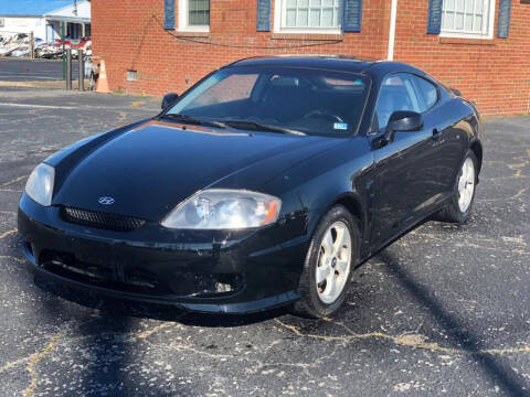 2005 Hyundai Tiburon for sale at Carland Auto Sales INC. in Portsmouth VA