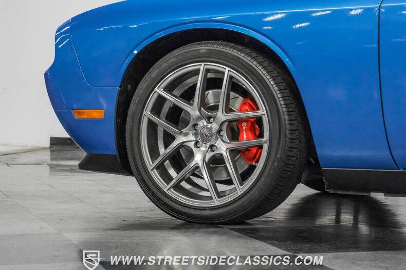 2009 Dodge Challenger SRT8