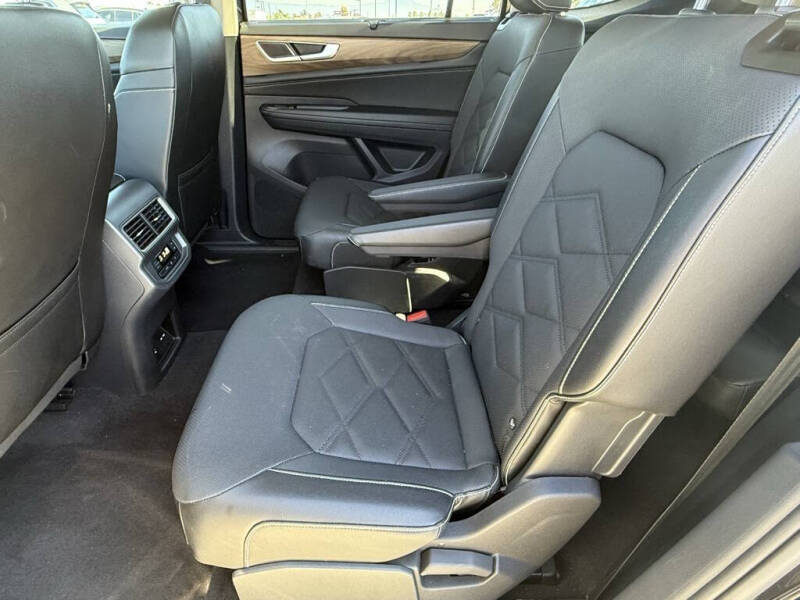 2024 Volkswagen Atlas SE 4Motion