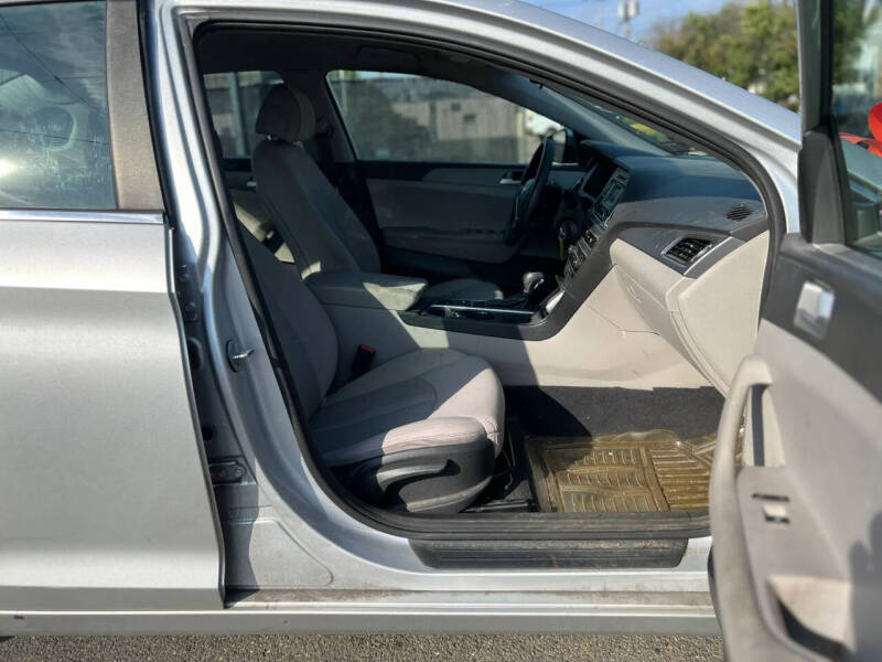 2015 Hyundai Sonata SE
