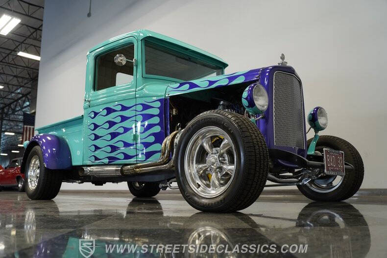 1932 Ford F-100