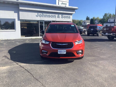 2026 Chrysler Pacifica Select