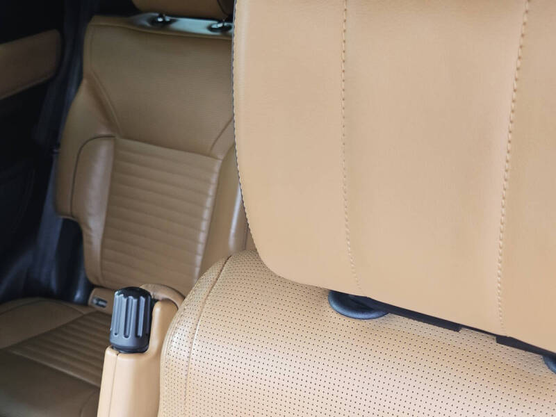 2018 Land Rover Discovery HSE Luxury