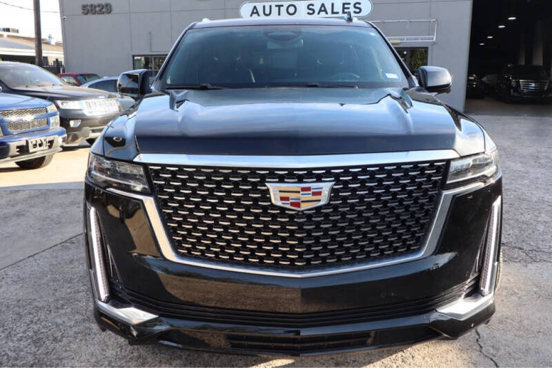 2023 Cadillac Escalade ESV Luxury