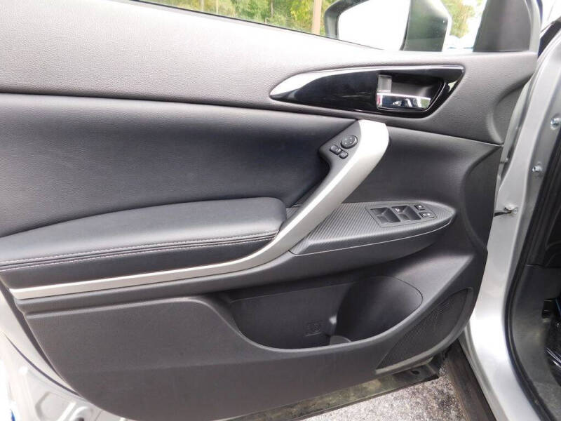 2024 Mitsubishi Eclipse Cross SE