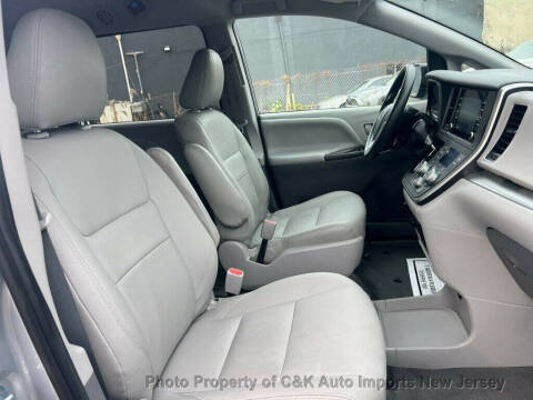 2020 Toyota Sienna L 7-Passenger