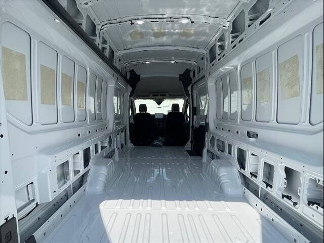 2023 Ford E-Transit 350