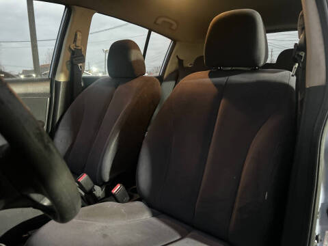 2009 Nissan Versa 1.8 SL