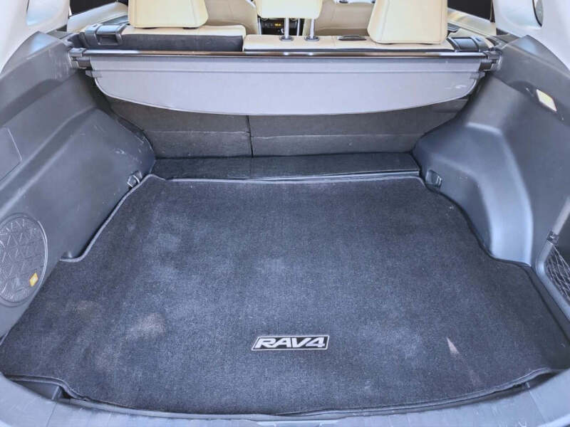 2020 Toyota RAV4 Limited