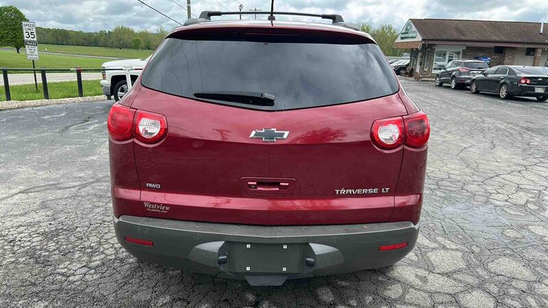 2011 Chevrolet Traverse LT