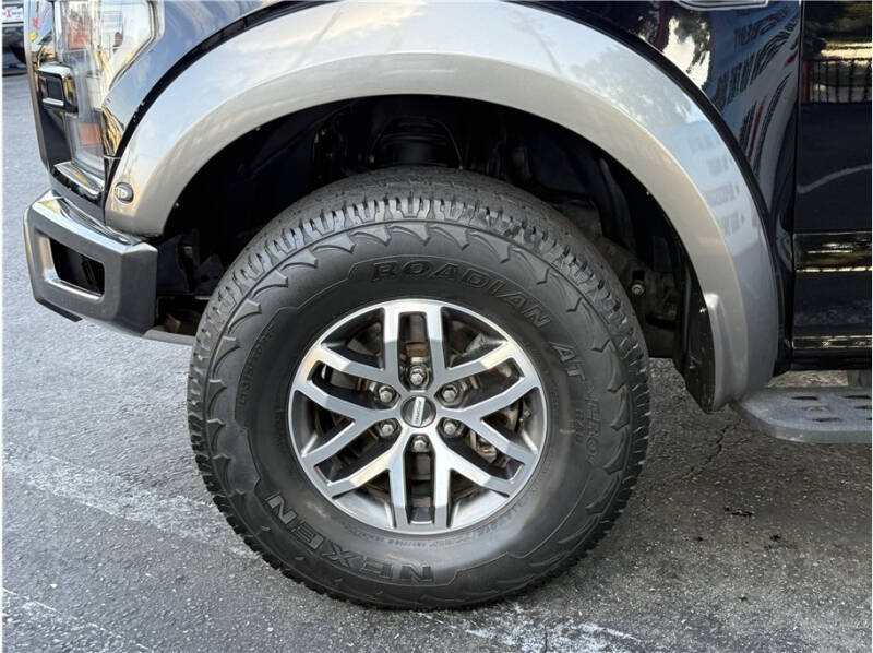 2017 Ford F-150 Raptor