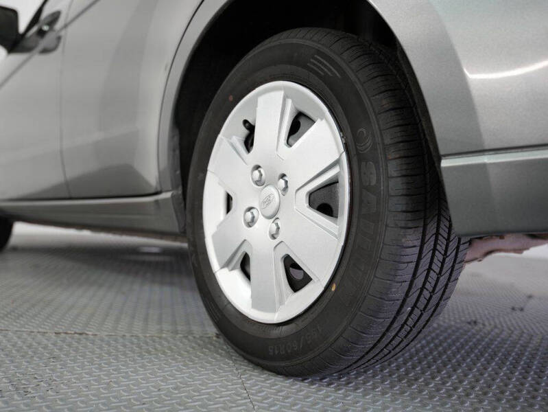 2009 Ford Focus S
