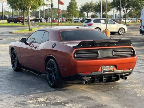 2021 Dodge Challenger SXT