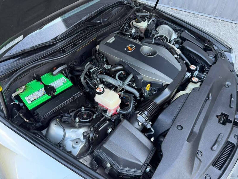 2018 Lexus IS 300