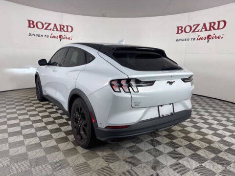 2022 Ford Mustang Mach-E Select