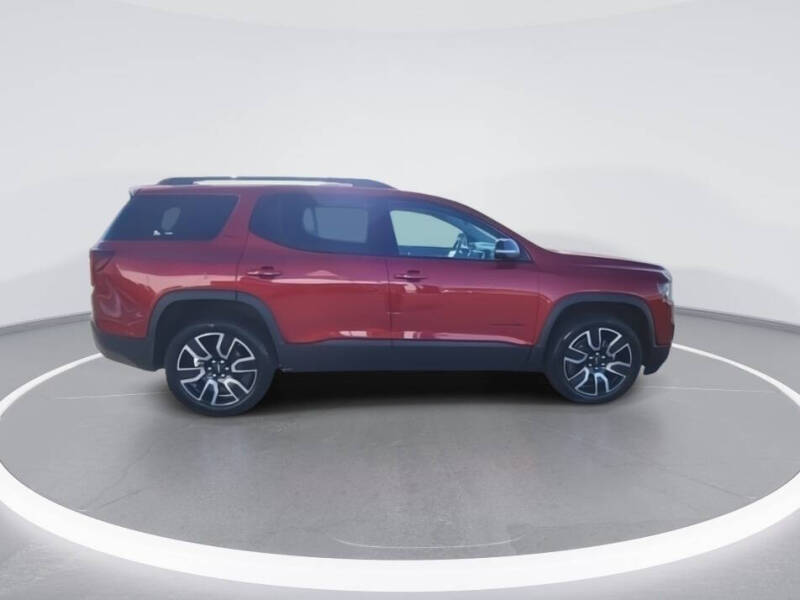 2021 GMC Acadia SLT