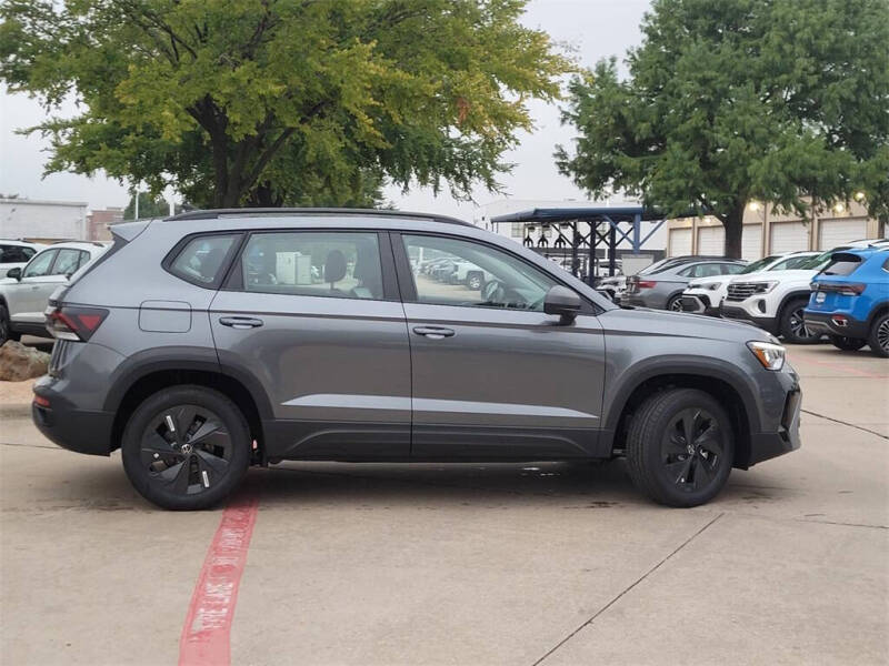 2025 Volkswagen Taos S