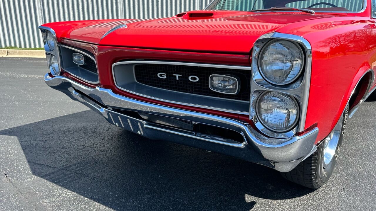 1966 Pontiac GTO 42